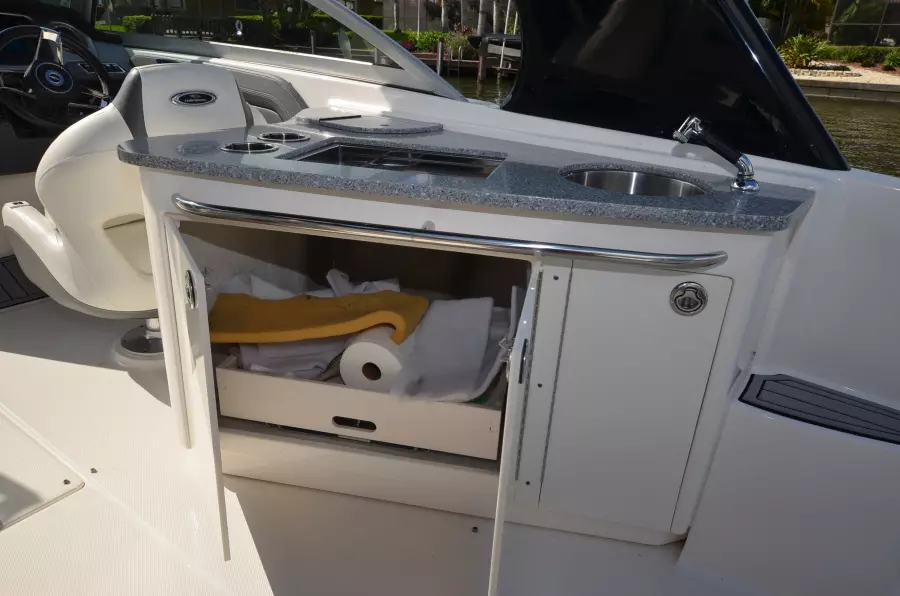 28ft Chaparral Yacht For Sale