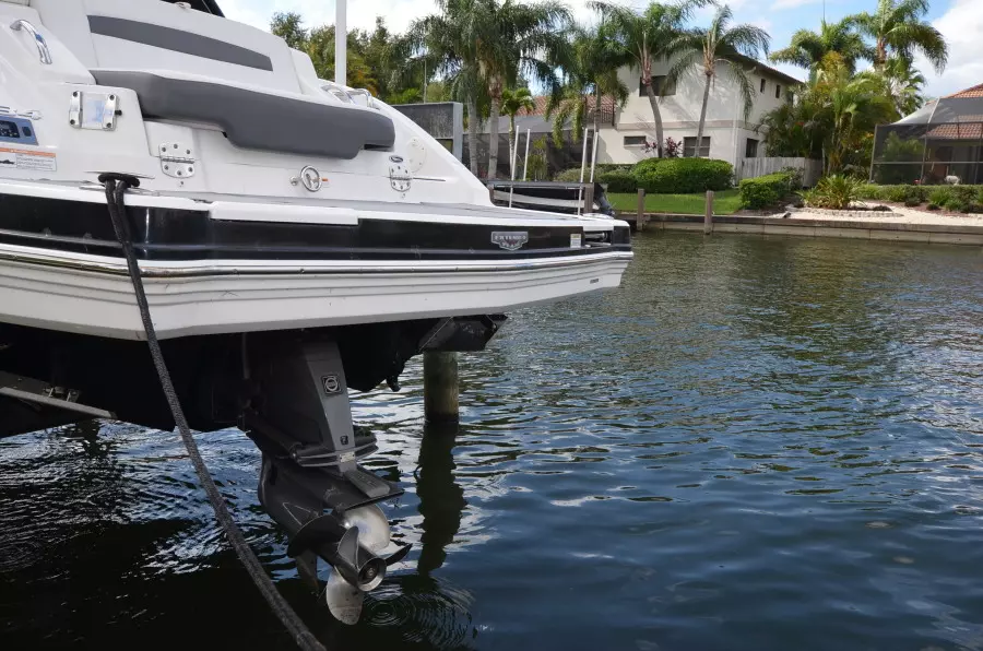 28ft Chaparral Yacht For Sale