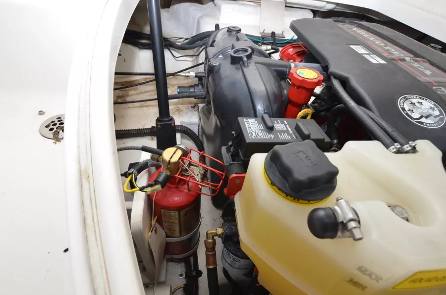 28ft Chaparral Yacht For Sale