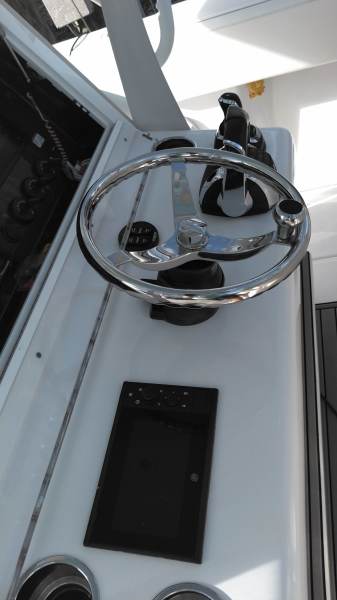 33' 2019 SeaHunter 33