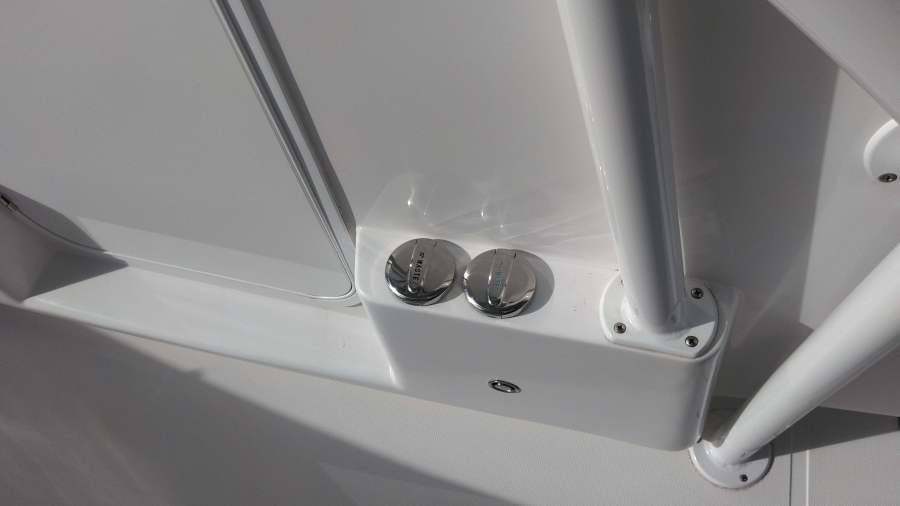 33' 2019 SeaHunter 33