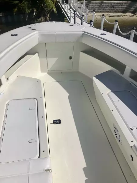 Knot A  Dala 32ft SeaVee Yacht For Sale