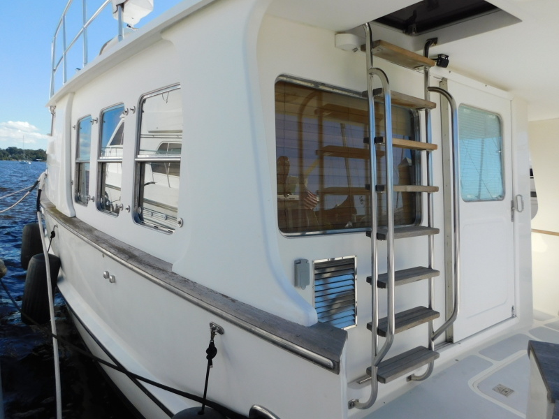1995 Nordhavn 46