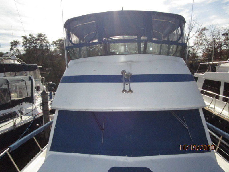 1981 Prairie Boat Works "36" Double Cabin