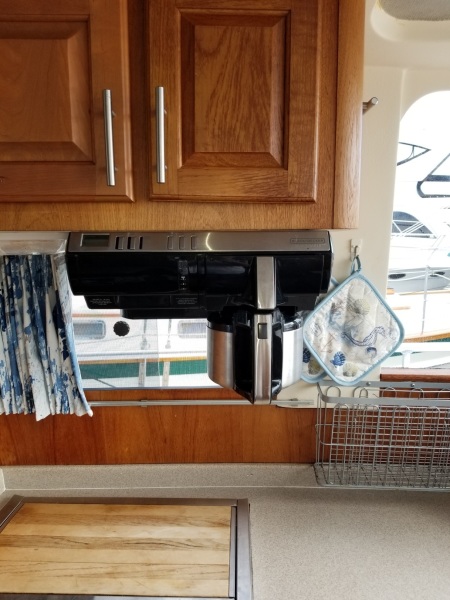 1998 Mainship 350