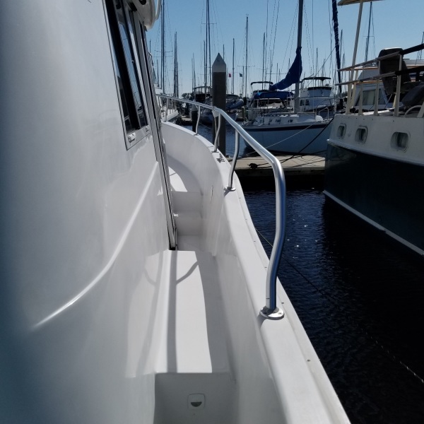 1998 Mainship 350