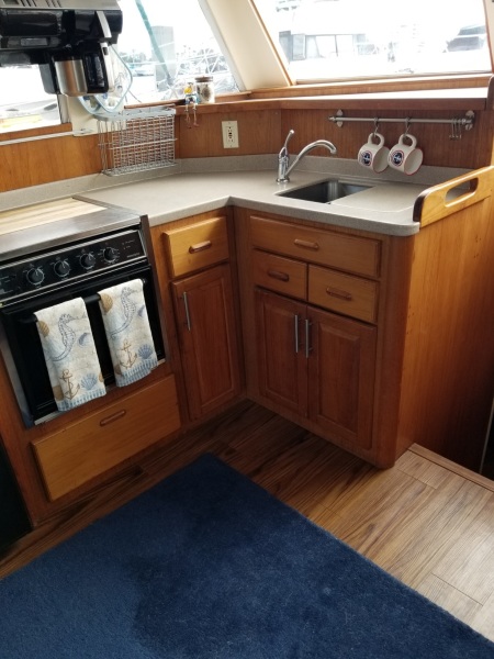 1998 Mainship 350