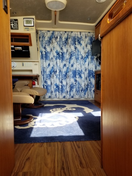1998 Mainship 350