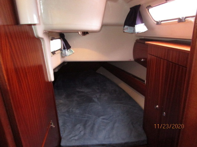 2004 Bavaria "36" 3 stateroom