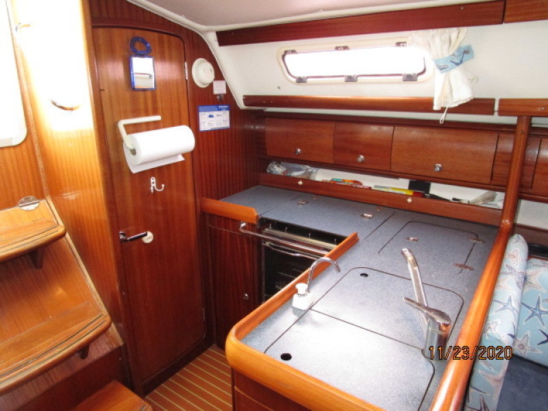 2004 Bavaria "36" 3 stateroom