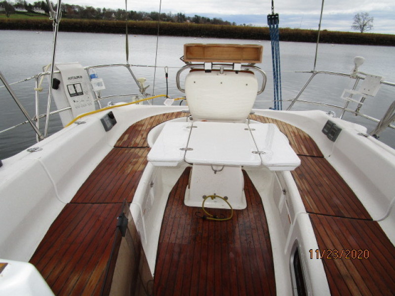 2004 Bavaria "36" 3 stateroom