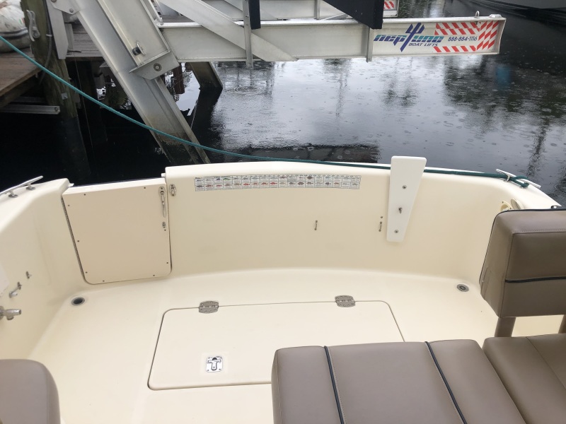 2009 Mainship "31" Pilot 31