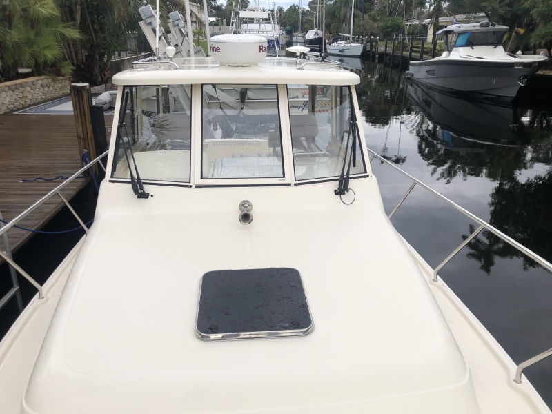 2009 Mainship "31" Pilot 31