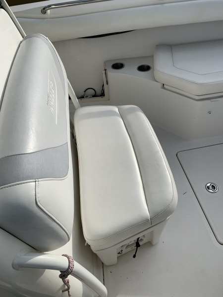 28' 2009 Boston Whaler 280 Outrage