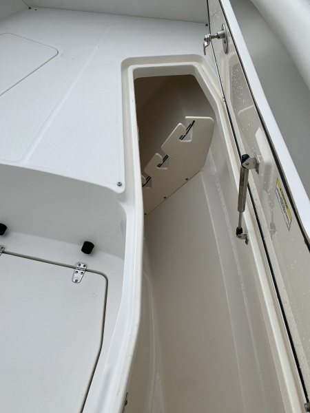 28' 2009 Boston Whaler 280 Outrage