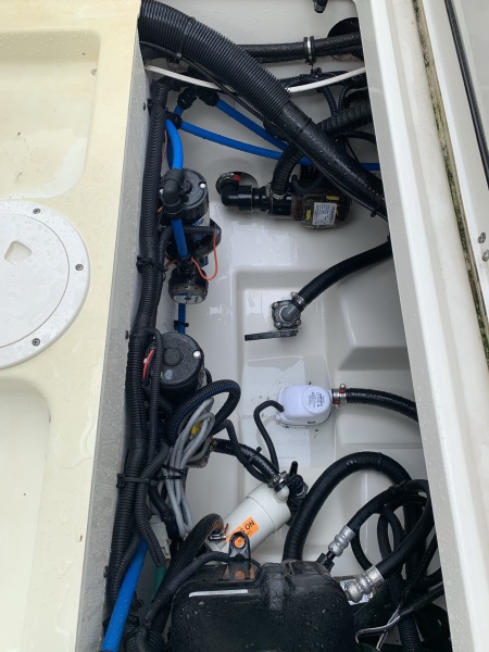 28' 2009 Boston Whaler 280 Outrage