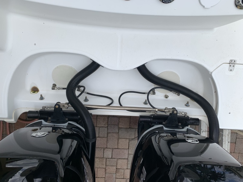 28' 2009 Boston Whaler 280 Outrage