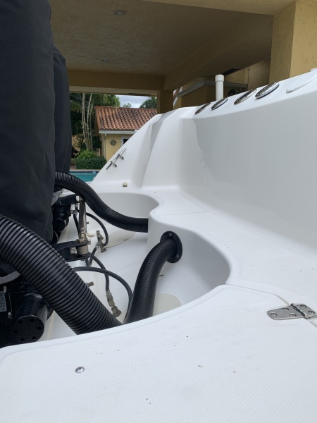 28' 2009 Boston Whaler 280 Outrage