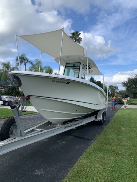 28' 2009 Boston Whaler 280 Outrage