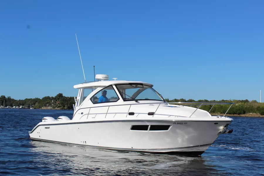 2016 Pursuit 355 OS