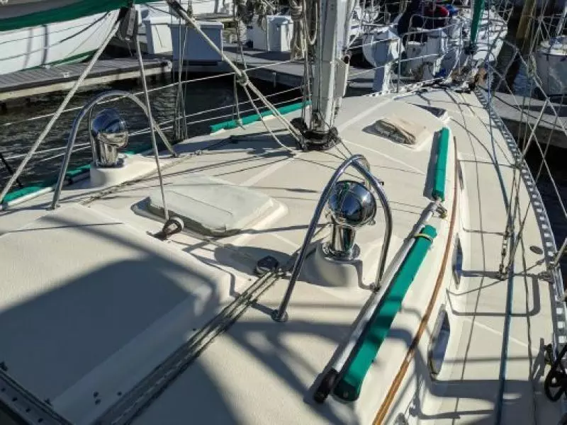 33ft Caliber Yacht For Sale