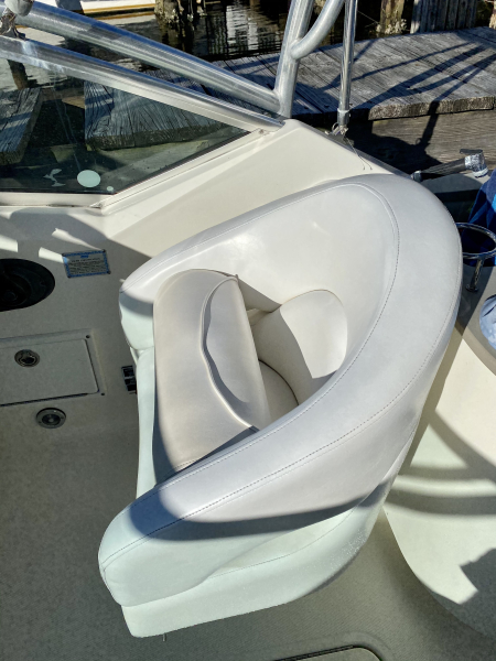 30' 2005 Sea Ray 270 Amberjack