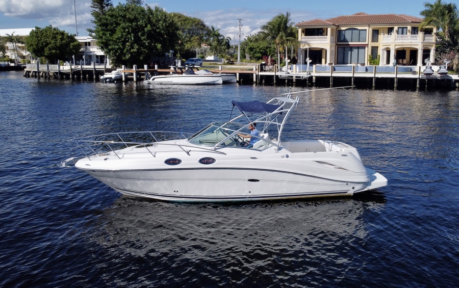 30' 2005 Sea Ray 270 Amberjack