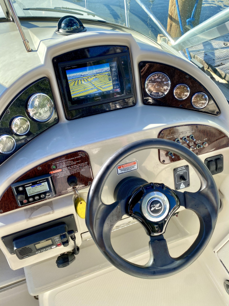 30' 2005 Sea Ray 270 Amberjack