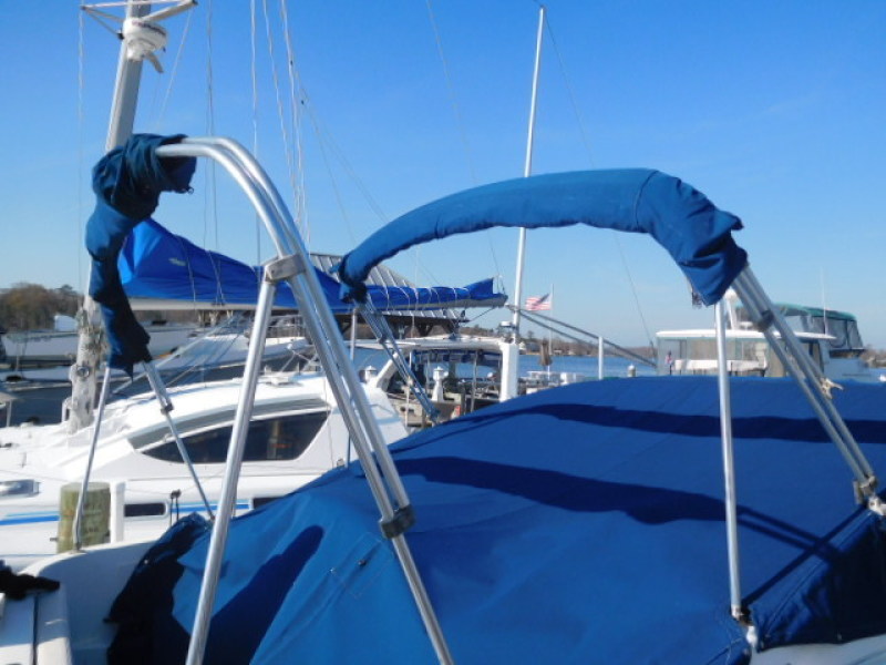 2005 Bayliner 275