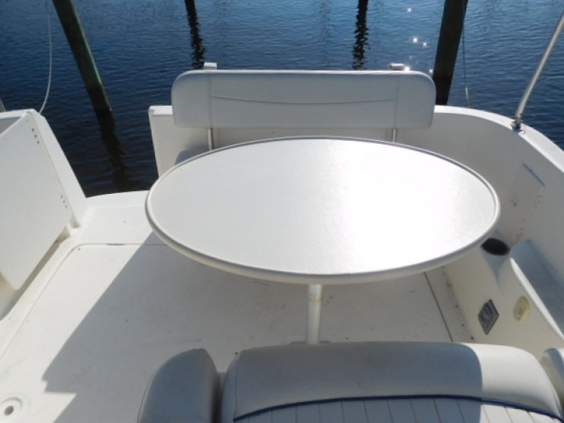 2005 Bayliner 275