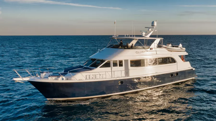 Vita Brevis 75ft Hatteras Yacht For Sale Vita Brevis 75ft Hatteras Yacht For Sale
