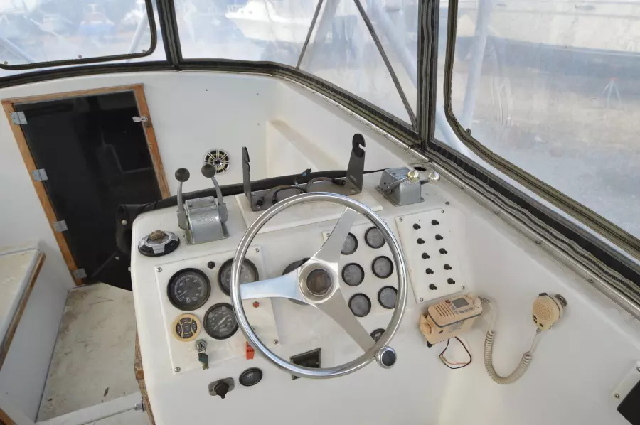 One More 25ft Chris Craft Yacht For Sale