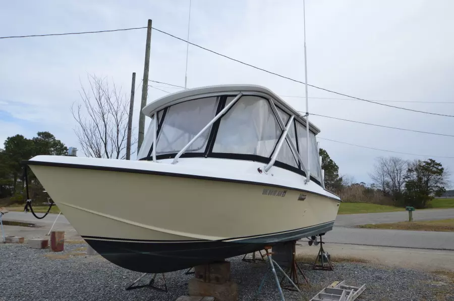 One More 25ft Chris Craft Yacht For Sale