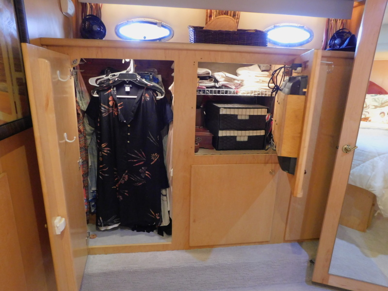 1999 Navigator Classic