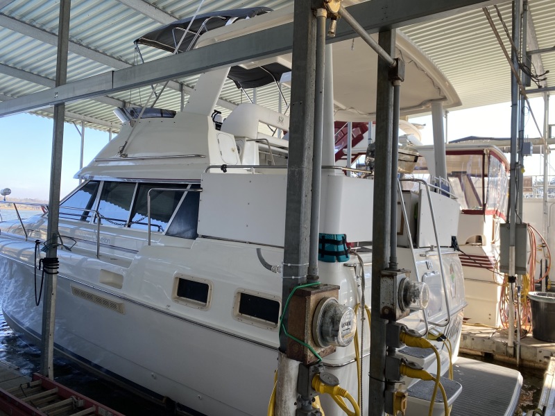 1996 Silverton 35