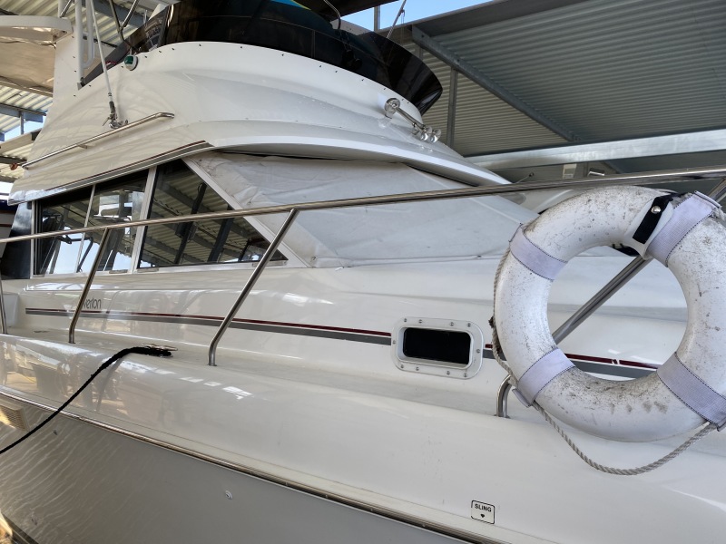 1996 Silverton 35
