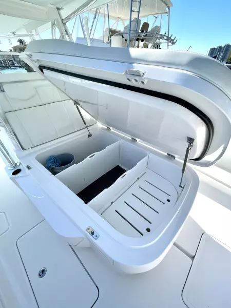 39  Invincible 39ft Invincible Yacht For Sale