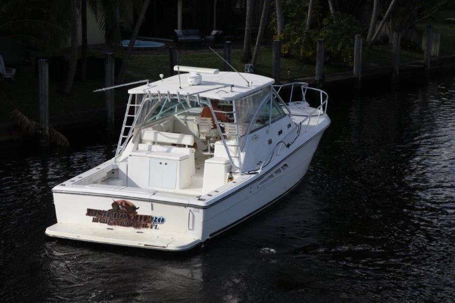 38' 2007 Rampage 38 Express