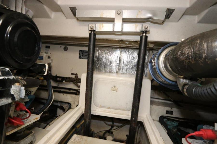 38' 2007 Rampage 38 Express