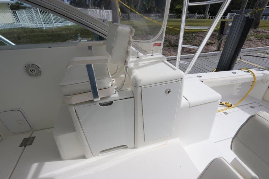 38' 2007 Rampage 38 Express