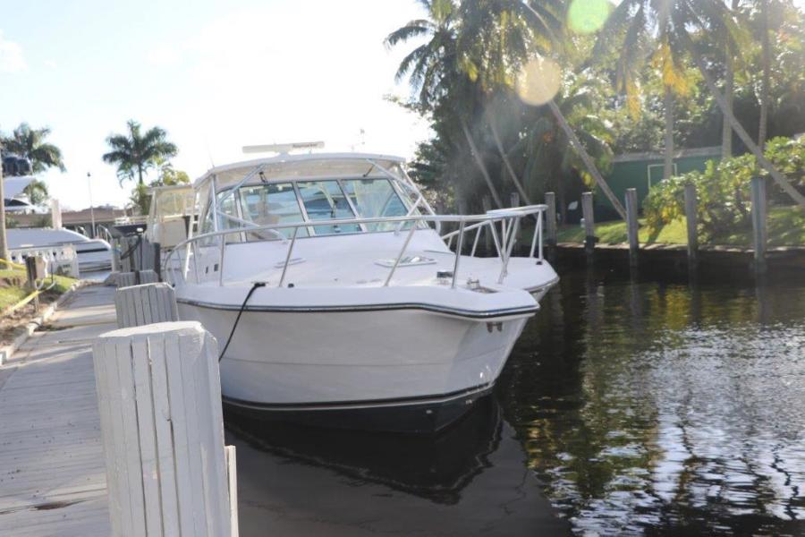 38' 2007 Rampage 38 Express