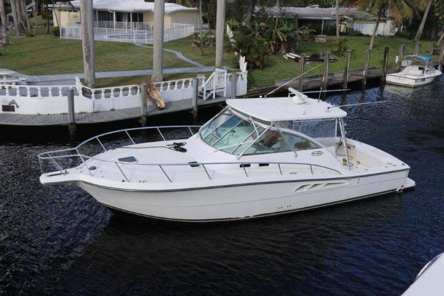 38' 2007 Rampage 38 Express