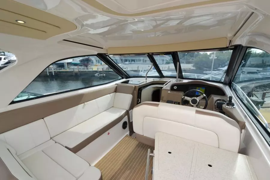 2018 Regal 35 Sport Coupe