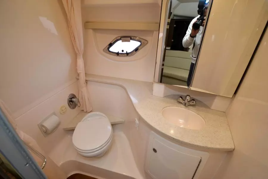 2018 Regal 35 Sport Coupe