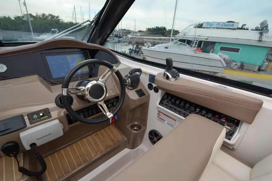 2018 Regal 35 Sport Coupe