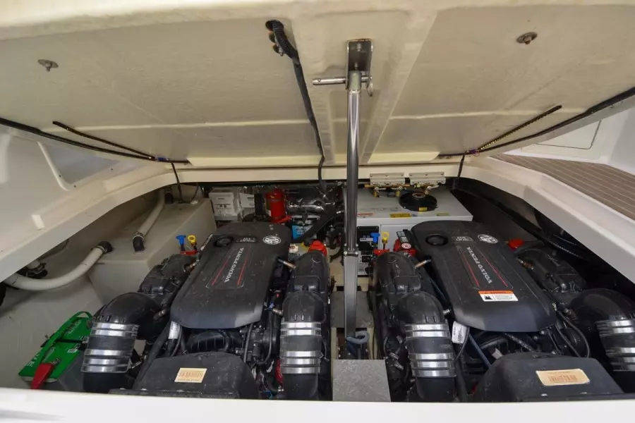 2018 Regal 35 Sport Coupe