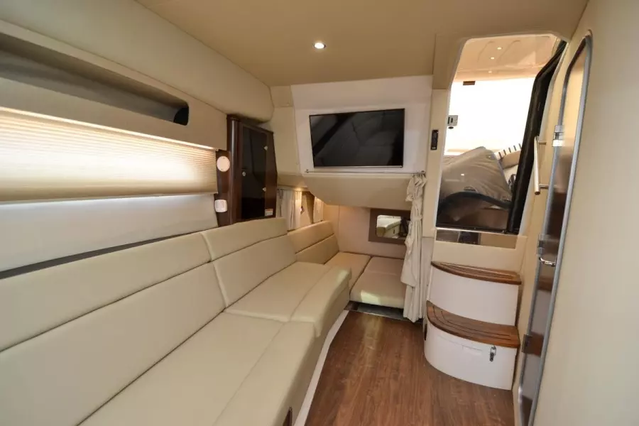 2018 Regal 35 Sport Coupe