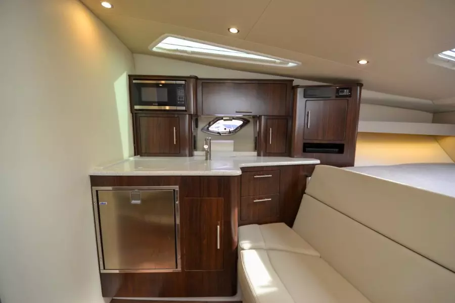 2018 Regal 35 Sport Coupe