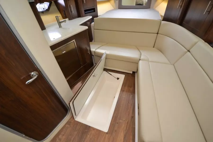 2018 Regal 35 Sport Coupe