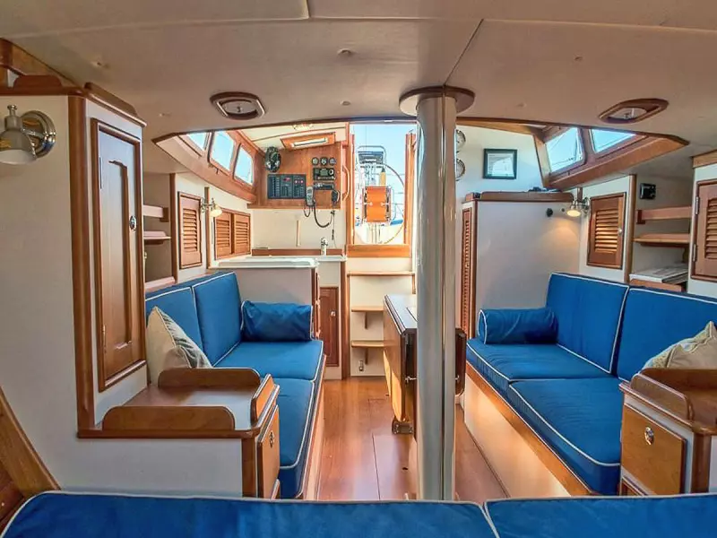 Interior, Aft